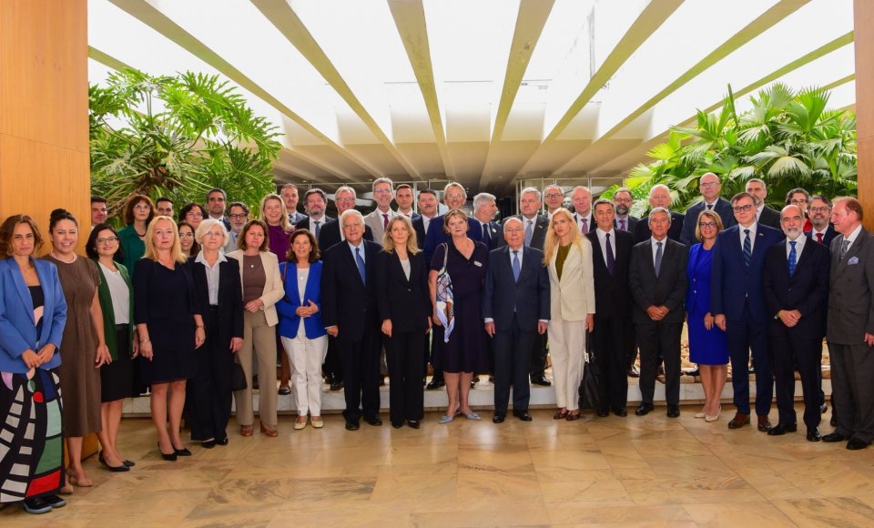 A Cônsul-Geral da República da Lituânia, Audra Čiapienė, participou de um encontro com o Ministro...